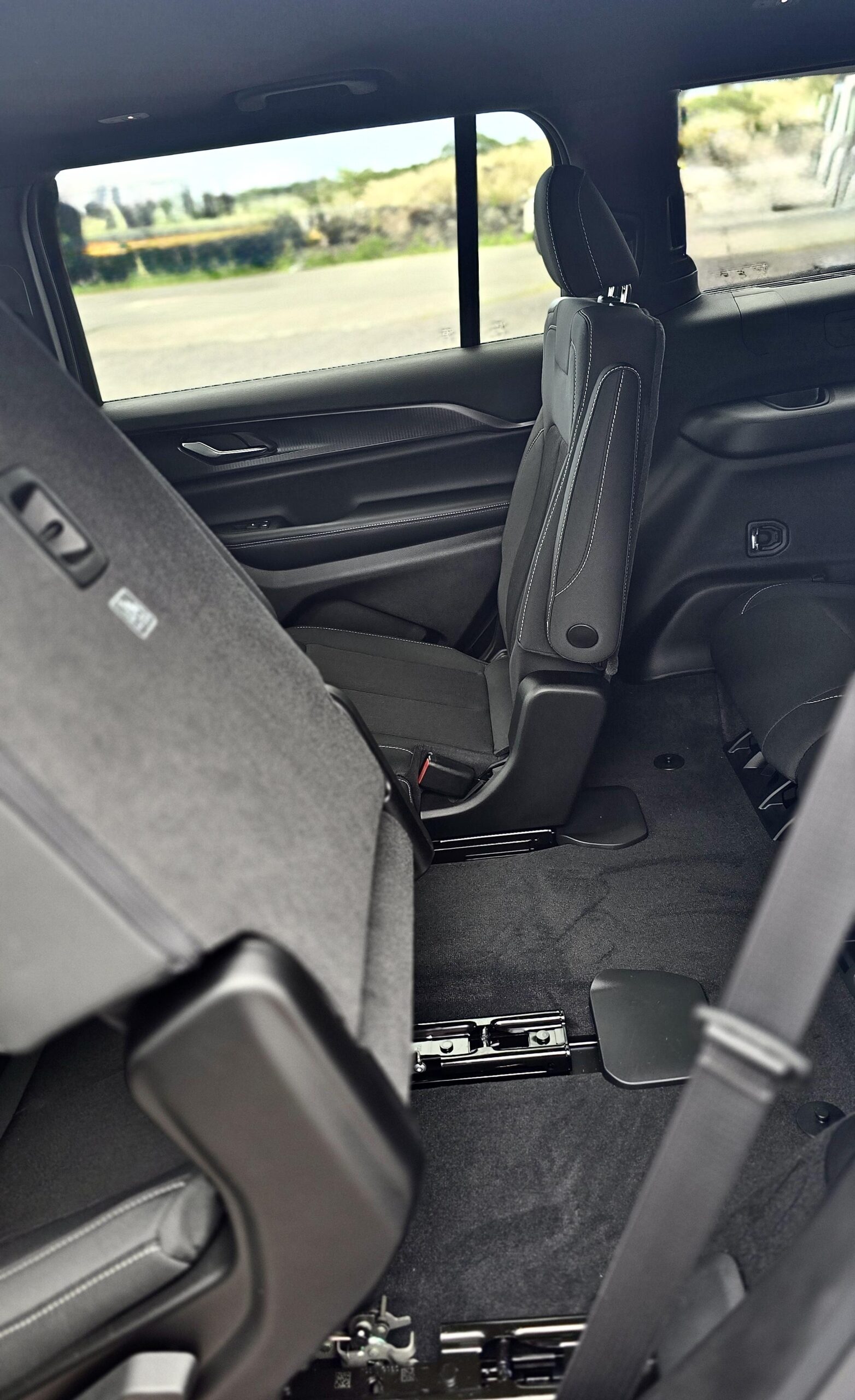 Grand Cherokee L – 6 seater